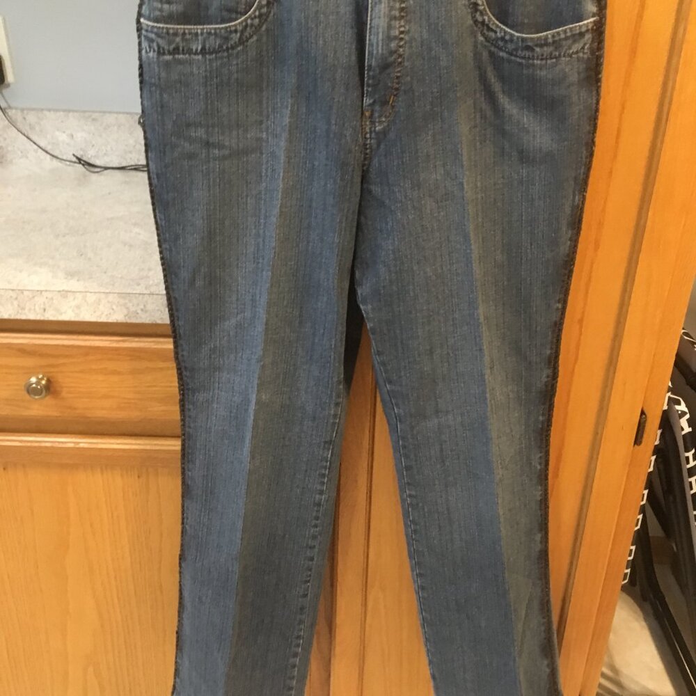 COLDWATER CREEK BLUE JEANS W/BLACK ROPE DESIGN ON SIDES. SZ. 14